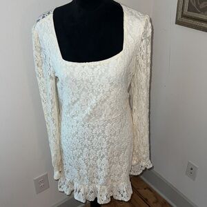 Stitch & pine ivory lace pull on dress ruffle hem long sleeves square cleavage L